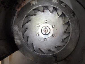 送風機メンテナンス