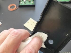 デオモニ保守・校正（清掃）